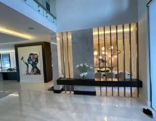 Royal Palm 212 - 01
