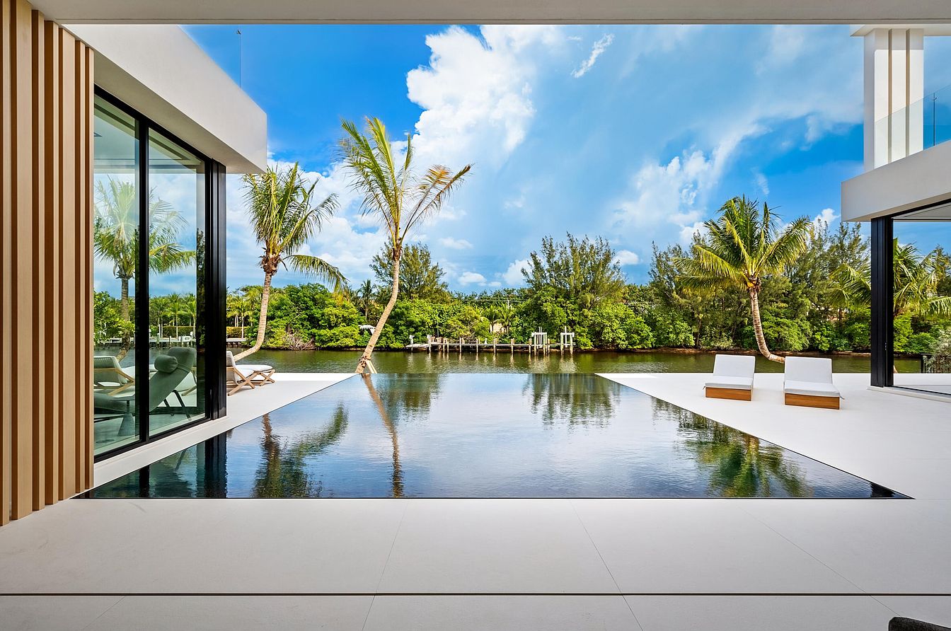 Tile and natural-stone showroom serving Fort Lauderdale, FL — Just Tile & Marble